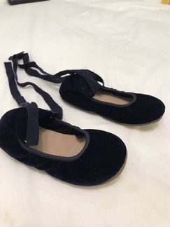 Балетки zara бархатные детские новые