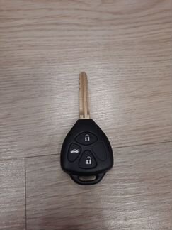 Ключ Toyota Camry