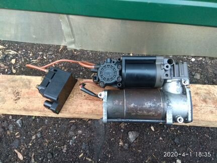 4H0616005C Компрессор пневмоподвески Audi A8 D4