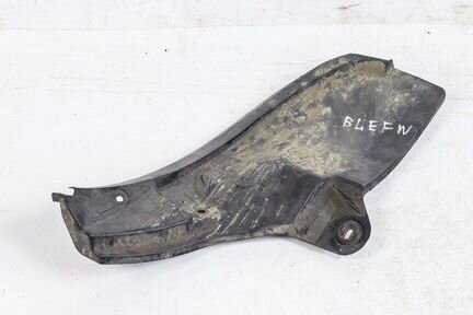 Подкрылок задний левый Mazda 3