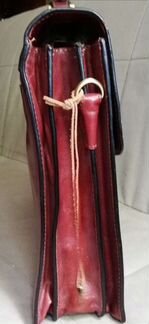 Кожаные портфели