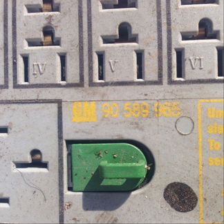 Блок предохранителей и реле Opel Astra G Zafira F