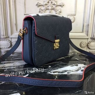 Louis Vuitton Pochette Metis