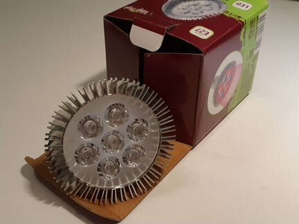 Фитолампа 7LED (4 красных, 3 синих), 7вт, 9,5*10,3