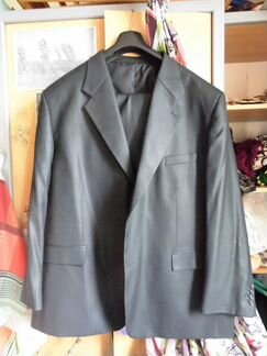 Продаются новые мужские костюмы 60 размера