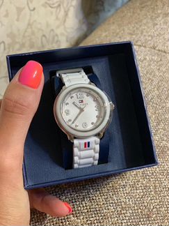 Часы Tommy Hilfiger