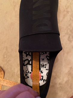 Новые Кроссовки dkny 37,5- 38 (25см)