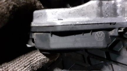 Дросельная заслонка golf 4 bora skoda 06a133064m