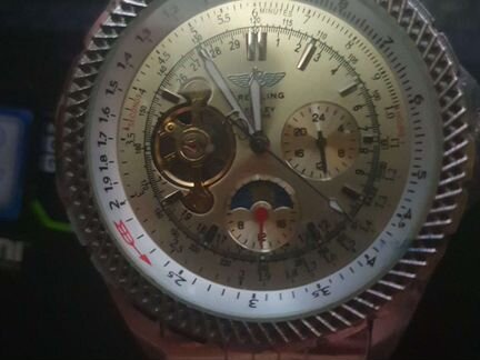Часы breitling