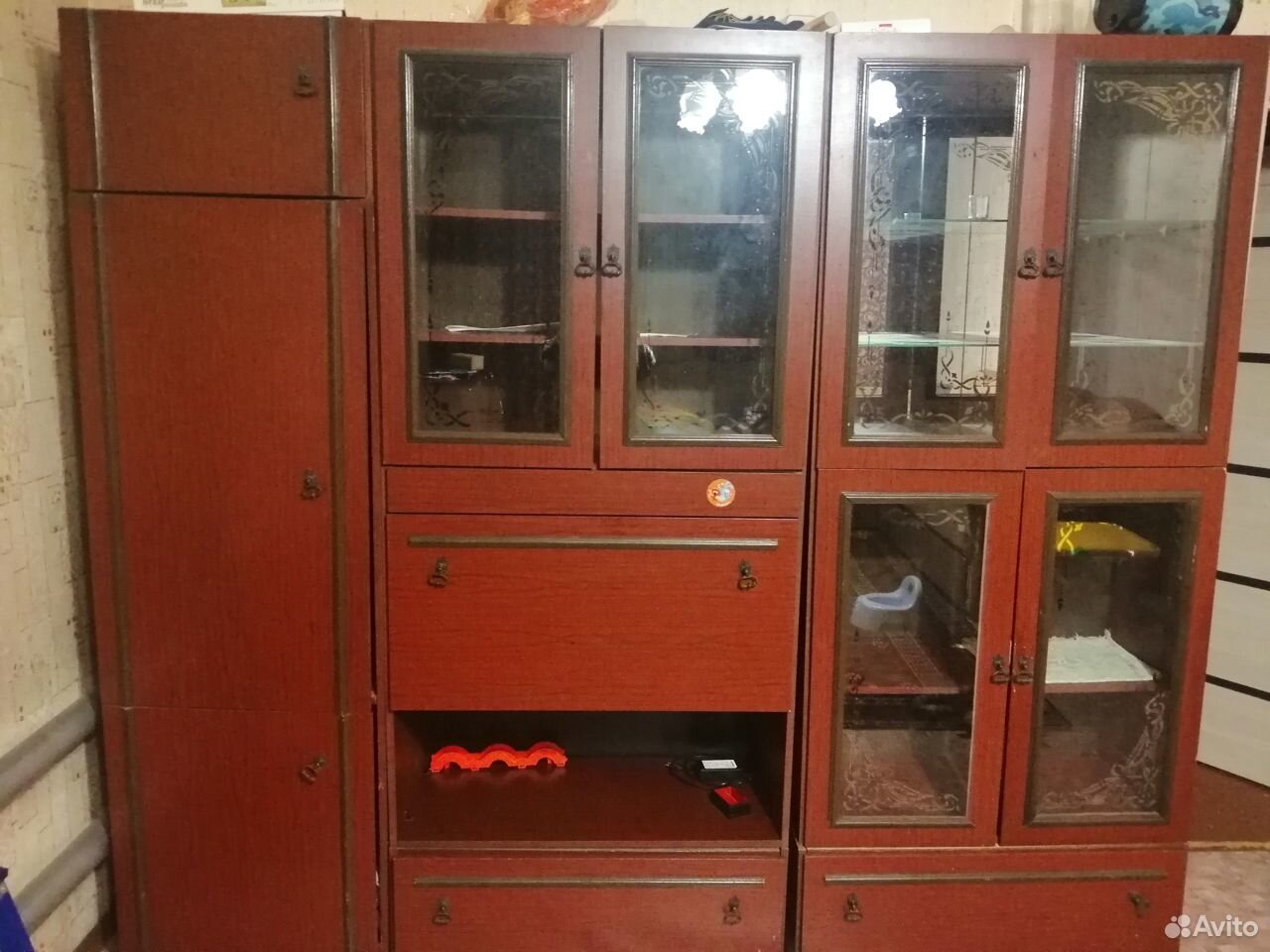 Give wardrobe