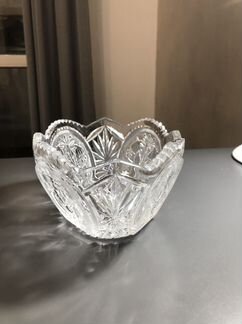 Хрустальная конфетница
