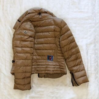 Пуховик moncler