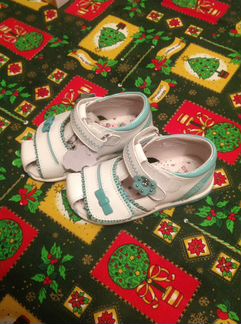 Сандалии kapika новые