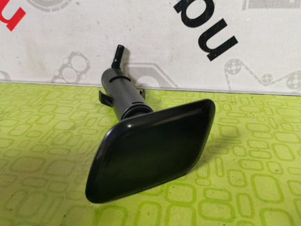 Форсунка омывателя фар левая Ford Kuga 2 2013-2018