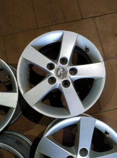 Диски бу литые R15 C на Mazda