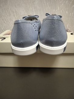 Туфли новые девочке р.34