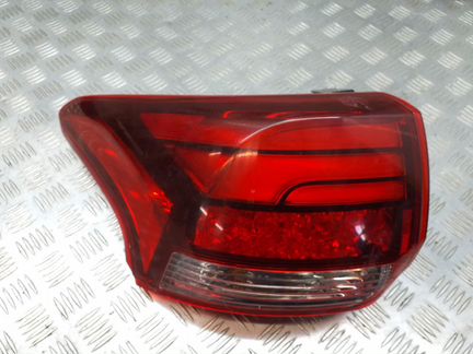 Фонарь задний левый Mitsubishi Outlander III GF