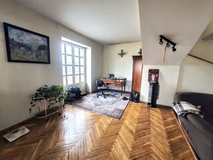 4-к квартира, 139 м², 8/9 эт.