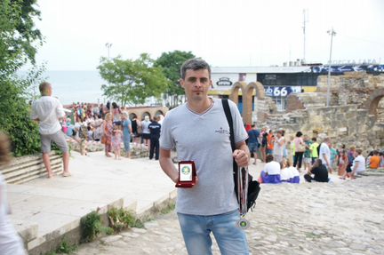 Уроки игры на гитаре/укулеле. Профессионально