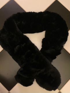 Невесомый но теплый шарф из меха кролика