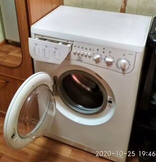 Стиральная машина Indesit