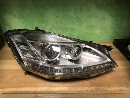 Фара Правая Mercedes w221 Мерседес w221