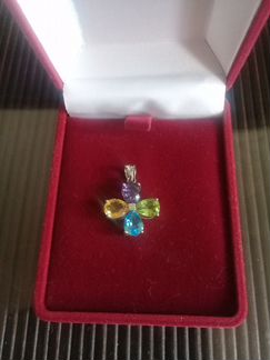 Крестик с камнями