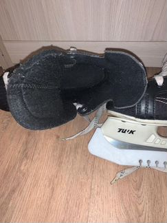 Коньки хоккейные