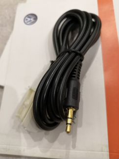 AUX выход для штатных магнитол Volkswagen