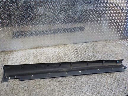 Накладка на порог левая Dodge Stratus