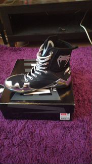 Боксерки венум