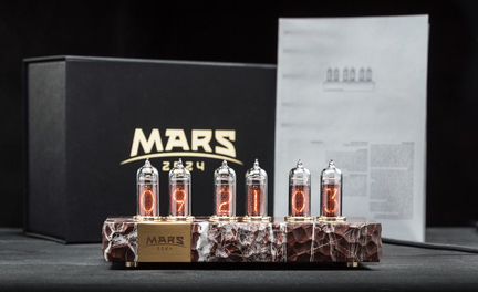 Ламповые часы Марс 2024 Марсианский камень