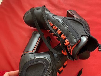 Prada ботильоны