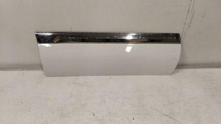 Накладка двери задняя правая VW Touareg 2