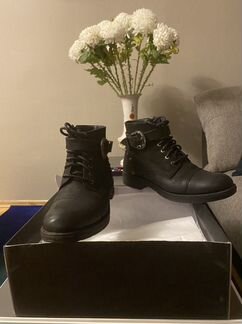 Женские кожаные ботинки inuovo