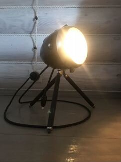 Светильник из мото фары