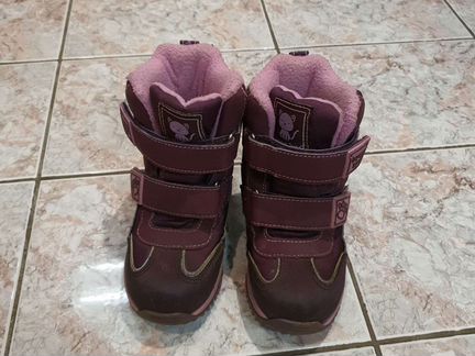 Отличные зимние ботинки для девочки 26 размера