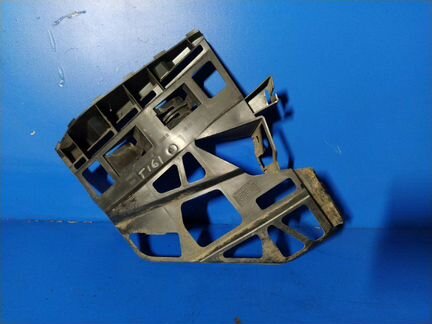 Кронштейн заднего бампера правый Ford S-Max 2006