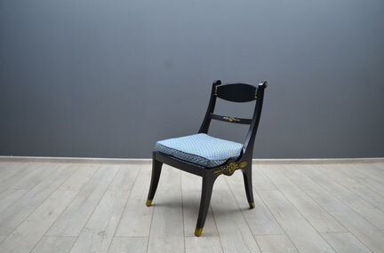 Стул, Италия