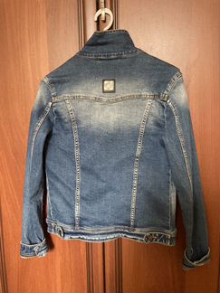Джинсовая куртка