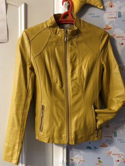 Куртка женская 44