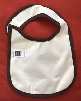 Слюнявчик (нагрудник)