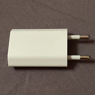 Зарядка на iPhone оригинал