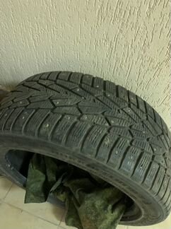 Nokian 245/45 R18