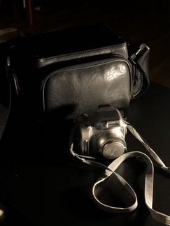 Компактный фотоаппарат