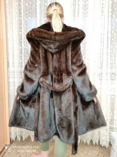 Шуба норковая с капюшоном. Греция