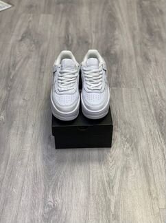 Кроссовки Nike Air Force
