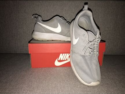 Кроссовки Nike Roshe Run 7,5 uk