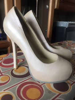 Туфли новые, бежевые