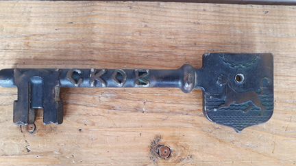 Панно и сувенирный ключ города Псков времён СССР